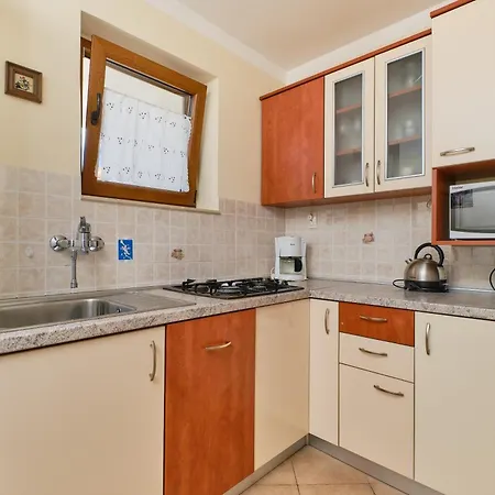Anci Apartment *